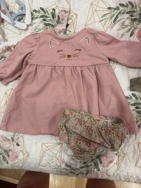 Girls' Pink Cat Embroidered Long-Sleeve Dress